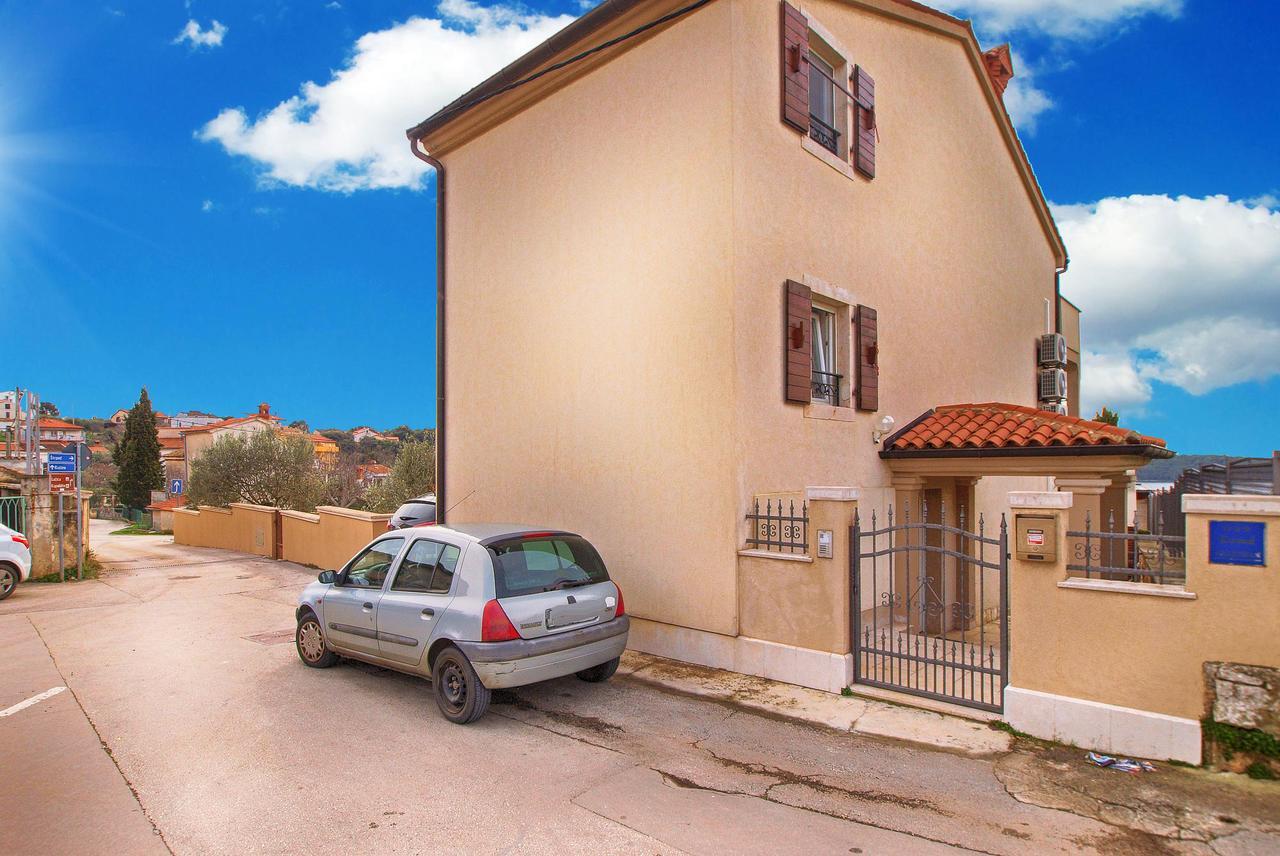 Apartments Kristina 1531 Pula Exterior photo